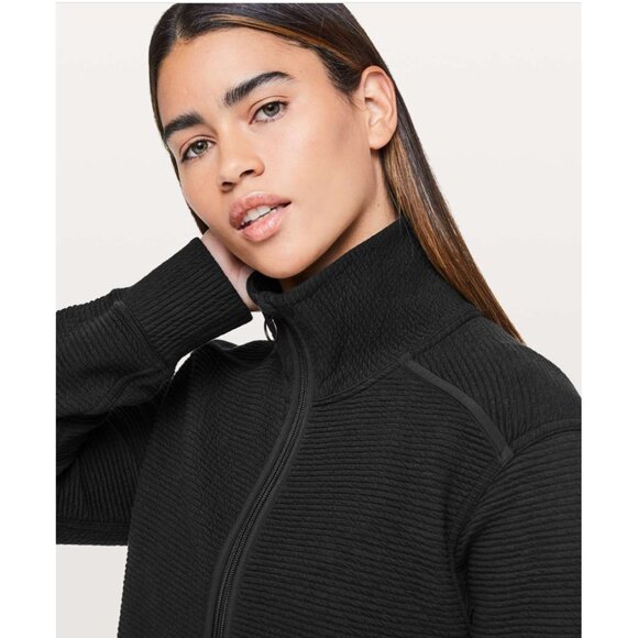 Lululemon On Repeat Jacket - Picture 2 of 12